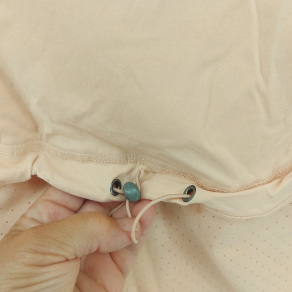 Columbia Bryce Peak Perforated Full Zip Softshell Size Medium Peach Cloud - Picture 9 of 9